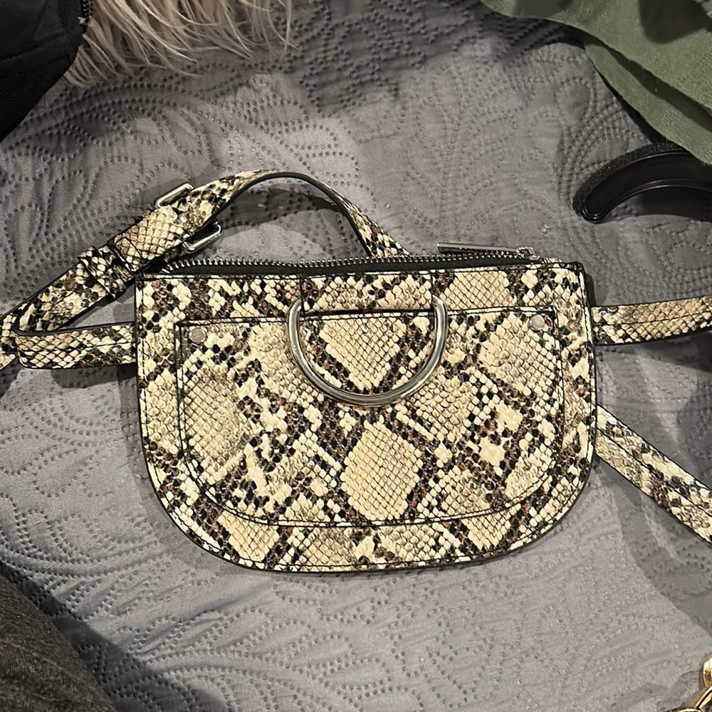 Snake skin Fanny pack